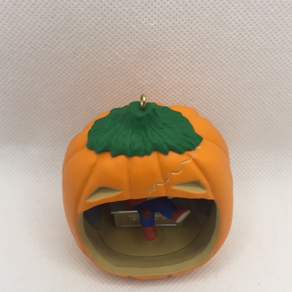 2020 Hallmark Keepsake Happy Halloween Ornament Monster Inside Pumpkin 8… - Picture 8 of 9